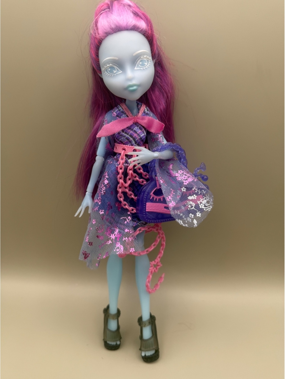 Monster High Kiyomi Haunterly Fashion Doll with Purse